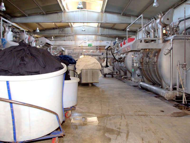 Hamboya renk laboratuvarı kalite kontrol — HB Group