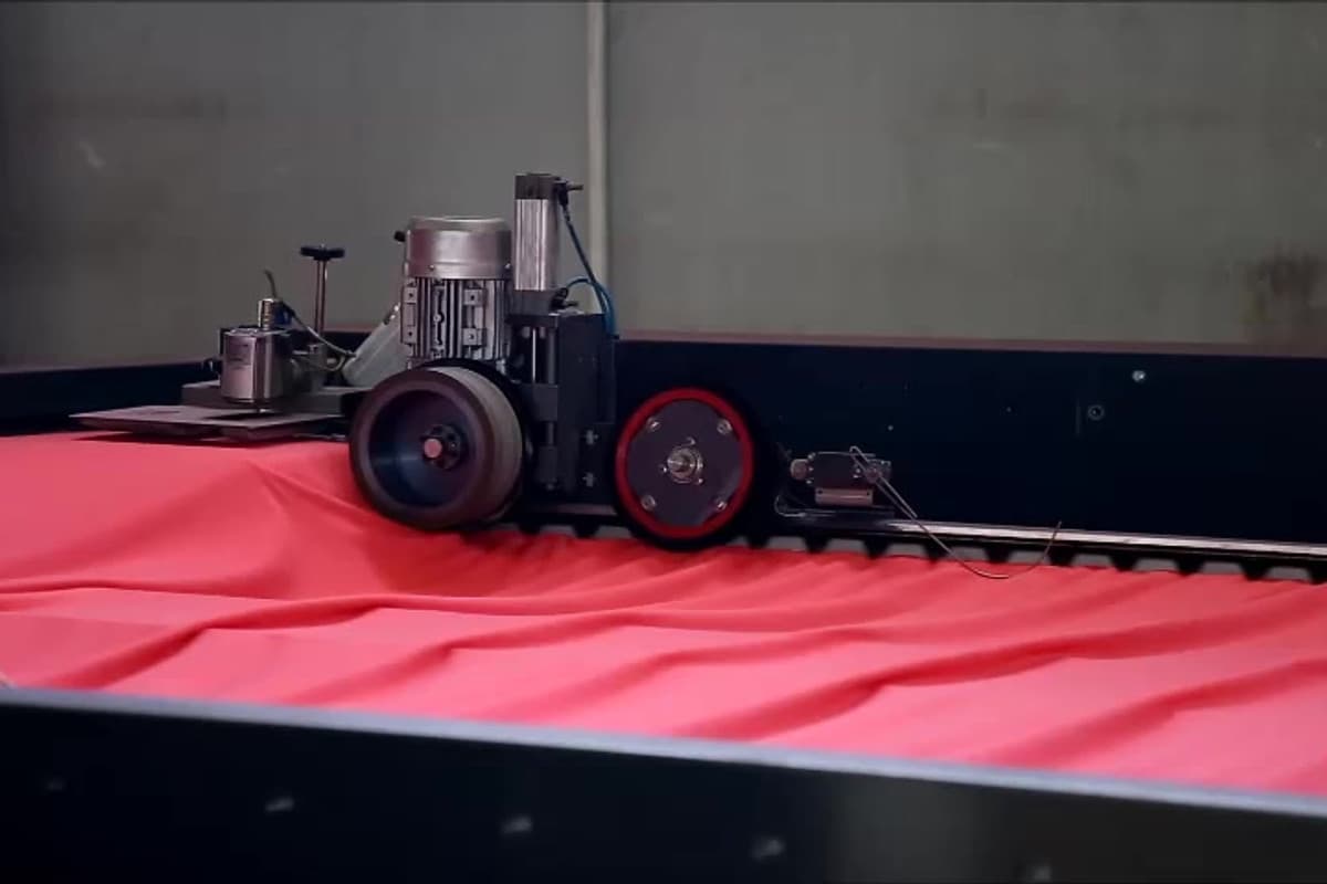 Hamboya reaktif boyama fabrikası üretim hattı — HB Group